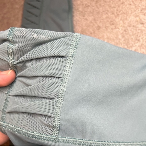 Victoria Secrets Sports - Total Knockout Tight - Size Medium - Picture 6 of 16